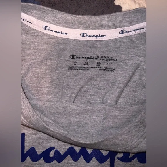 Champion Tee - Picture 4 of 4